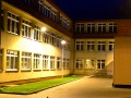 Sala sportowa (z biblioteką i łącznikiem) oraz parking w Kiełpinie