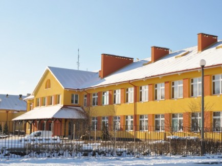 Szkoła w Łubianie
